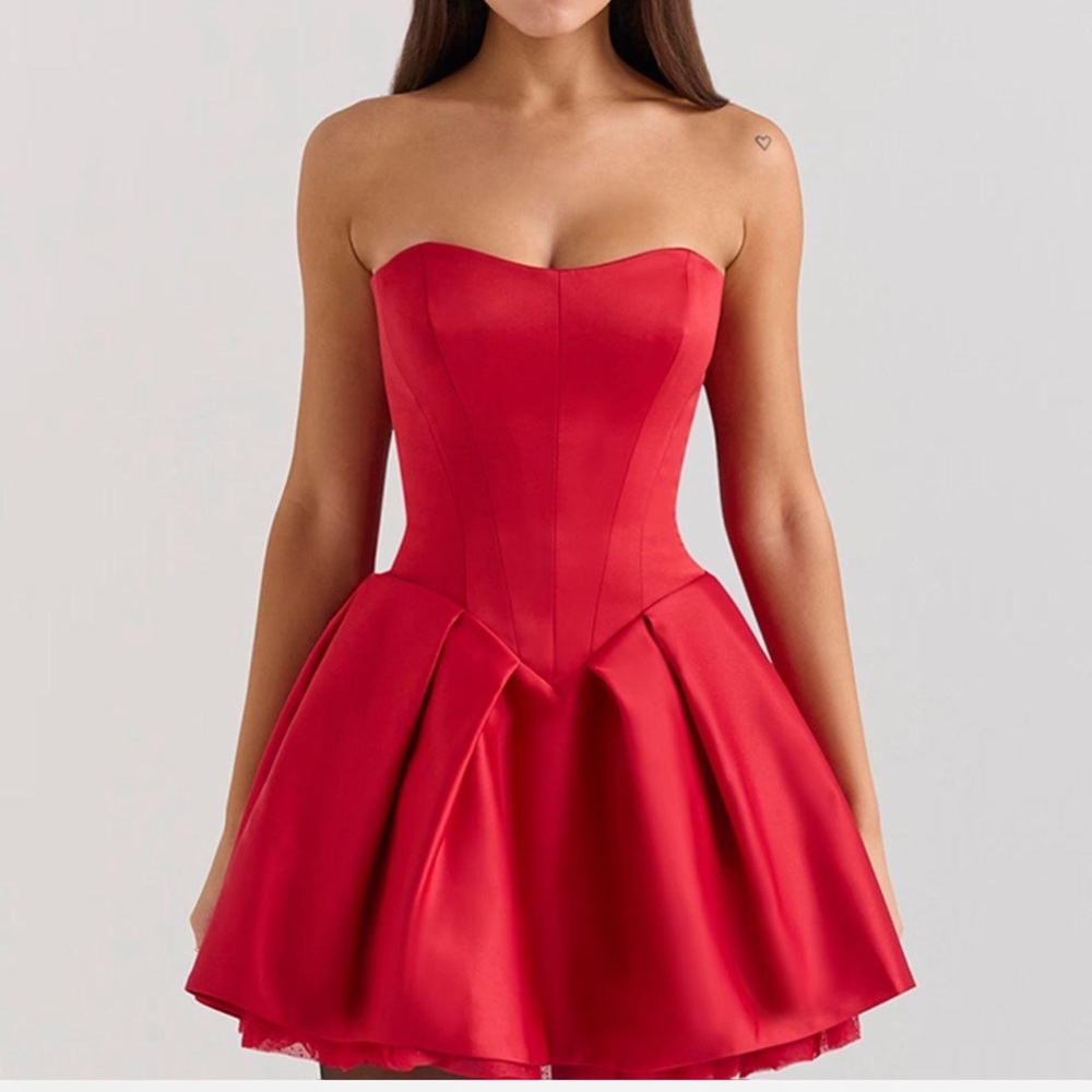 House of CB  Salome dress,new dress with tags and everything on it!Size small